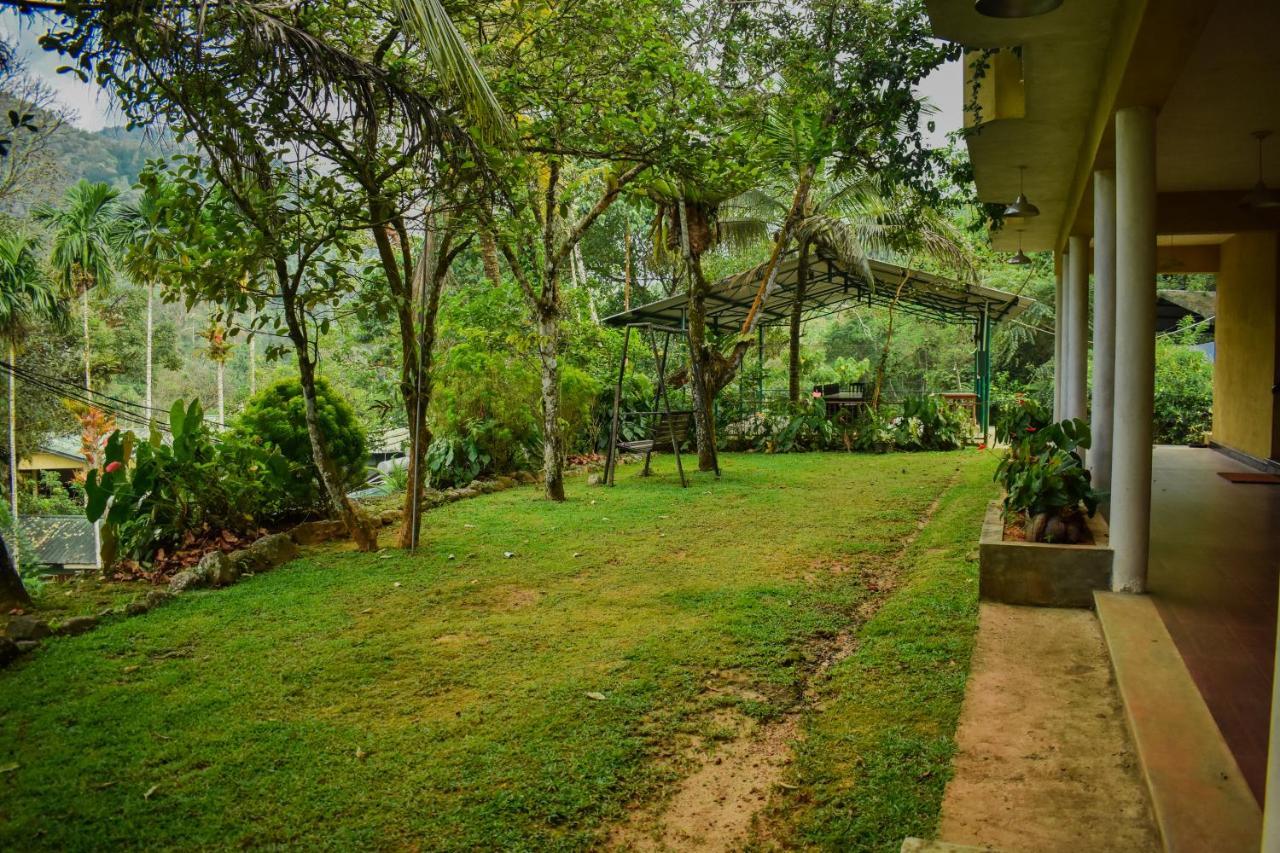 Blue Magpie Lodge Sinharaja Kudawe Buitenkant foto